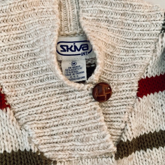 COZY Women’s SWEATER😍😍😍 - Picture 4 of 4